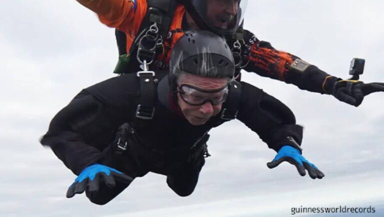 世界最高齢のスカイダイバーはなんと106歳！
