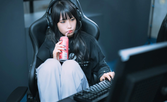 女子ゲーマー「ゲームやってるとき、これが一番つらい」 → 投稿された体験談イラストがつらすぎて共感殺到ｗｗｗｗｗ