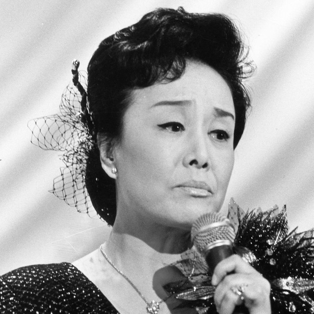 美空ひばりが亡くなった時の年齢52歳かよ…貫禄すごくね？
