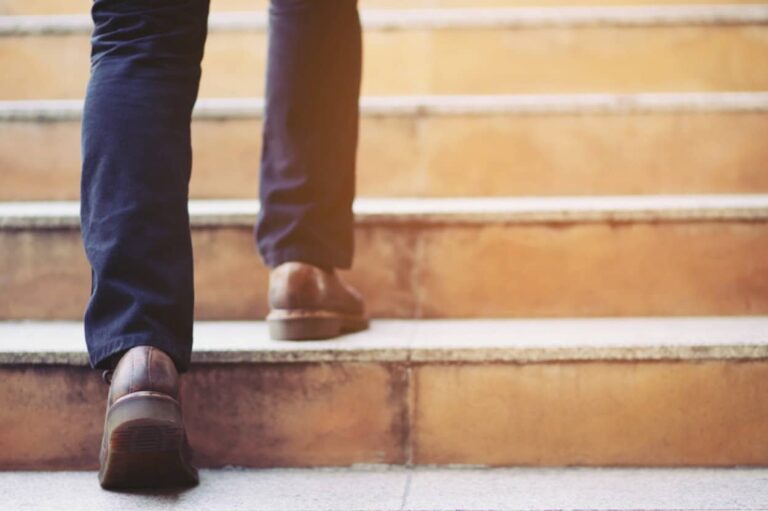 階段を上り下りすることで寿命が伸びる効果が認められる