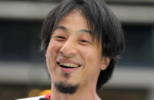 ひろゆきさん、横柄な警察官からの職務質問にムカついて110番してしまうｗｗｗｗｗ