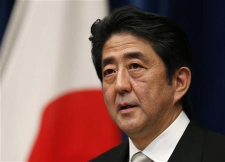 【悲報】裏金中止を指示した安倍元首相が選挙で”使途を公表しない官房機密費(税金)”から100万円を手渡ししていたことが報道されてしまう・・・