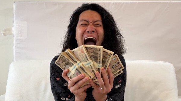 霜降り明星・粗品さんのYouTubeのスパチャ累計収入がエグすぎるｗｗｗｗｗｗｗｗｗｗ
