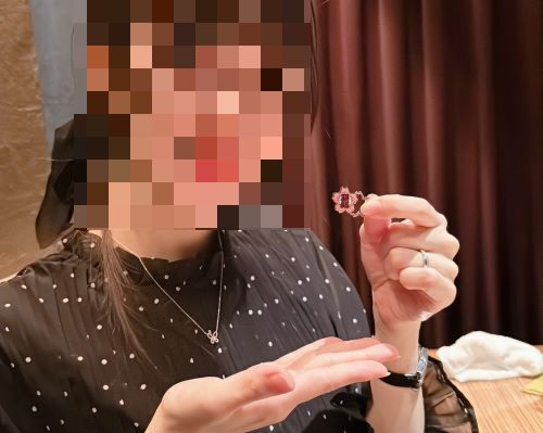 【悲報】落とし物を拾ったX民、あまりにもツッコミどころが多い投稿をしてしまい炎上→味わい深いツイートとしてネットのおもちゃにされてしまう