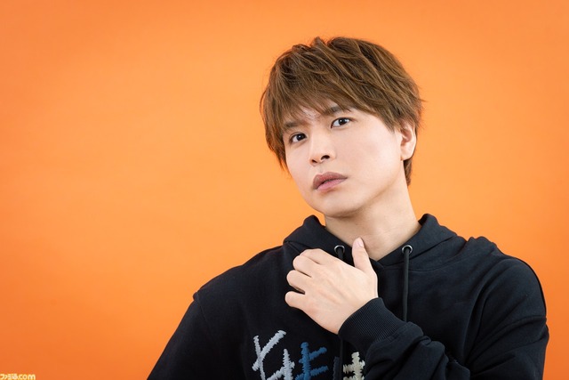 声優・仲村宗悟さん電車の中で女性にスマホを見せられ「ファンかな？」と思いきや予想外のクソ恥ずい展開に
