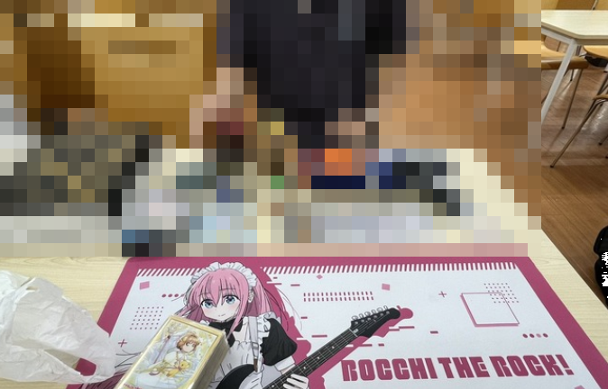 大会に来たカードゲーマー「対戦相手にヤバイ奴が来た」ﾊﾟｼｬｯ → 頭がおかしくなりそうな画像が投稿されるｗｗｗｗｗ
