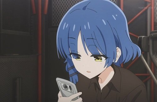 「なんか最近スマホが重いし充電の減りが早いな…」⇒ バックグラウンドであのアプリがずっと稼働していた話