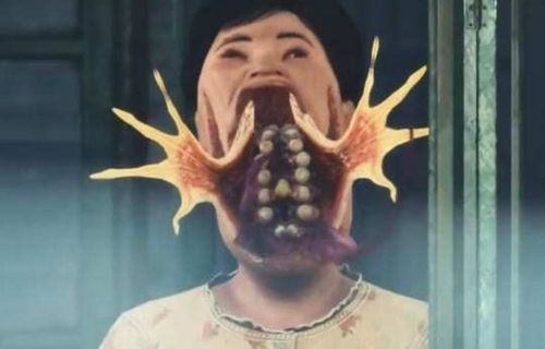 「SIREN」外山圭一郎氏による新作ホラーゲーム『野狗子: Slitterhead』、世界初となる「ゲームプレイ映像」が6月8日にお披露目！