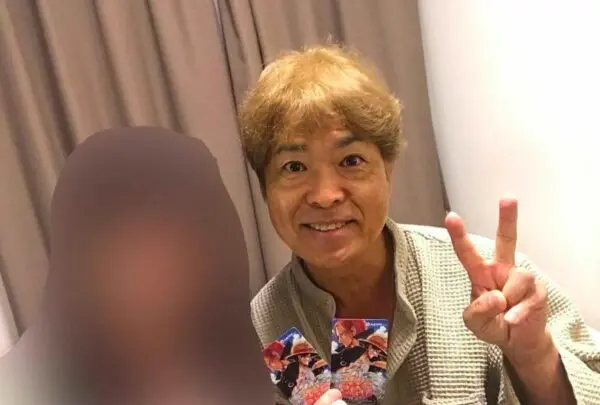 【画像】古谷徹さんの不倫相手とされる女性、デカすぎて乳タイプだと話題に「Hi-乳ガンダムだろ」「乳ガンダムは伊達じゃない」