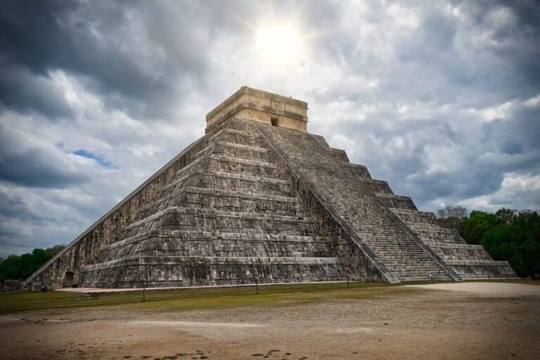 古代マヤで生贄となった犠牲者のDNA分析、全員が男の子でその多くが近親者であることが判明