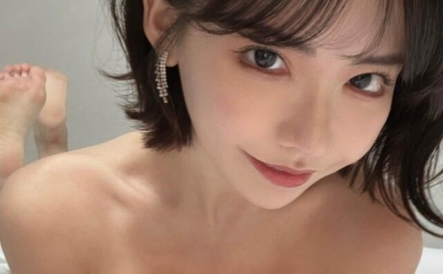 セクシー女優・深田えいみさんの追徴課税事件に新展開！沈黙していた前事務所会長が反撃開始へ「自らの非を認めろ」