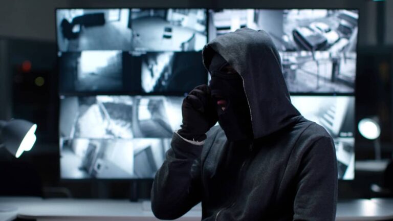 「防犯対策を強化した方がいい」とメモを書きを残し2品だけ盗んだ礼儀正しい？泥棒