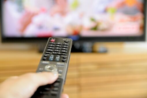 スポーツ中継、テレビで放送出来なくなるかも・・・