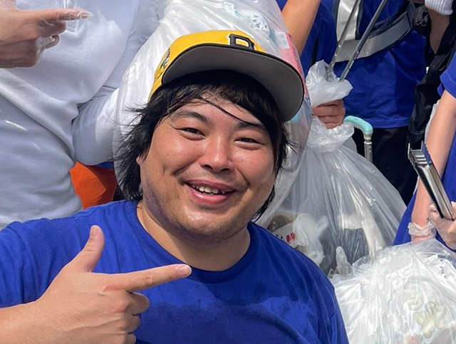 東京都知事選へ出馬のへずまりゅう、急に渋谷でゴミ拾い →『偽善者』と悪口を言われてしまう