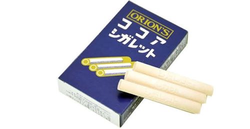 【悲報】ココアシガレットさん、たばこの形を捨ててしまう・・・理由が時代を感じるぜ(´；ω；`)