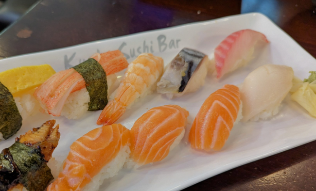 アメリカの寿司屋に来た日本人「ホワイトツナってネタが大トロみたいで美味すぎ！いっぱい食おう！」 → 翌日、尻からヤバイ物が出てきて終わる…