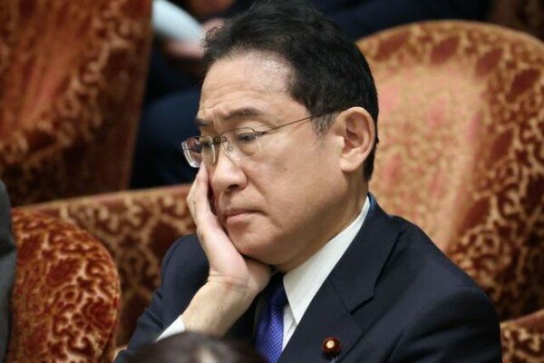 内閣官房報償費（機密費）、年12億円使い切り！　「選挙応援にも使用」と証言