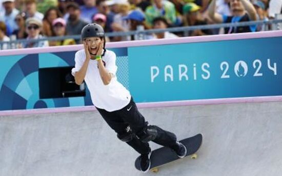 【パリ五輪】スケボー女子で金メダルを獲得した14歳・吉沢恋選手の”漫画の主人公感”が凄すぎると話題にｗｗｗｗｗｗ
