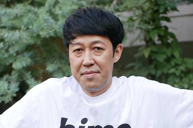 芸人・小籔千豊さんあのゲームを3年で5500時間プレイしていた！34時間連続プレイしていたこともｗｗｗｗ