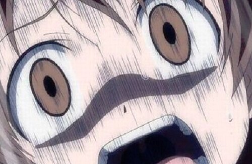 【日本の闇】役所の案内窓口でなぜか女性職員が頻繁にしゃがみ込んでる　→　心配になって見てみたら、日本のダメさを凝縮したような地獄の理由だった…