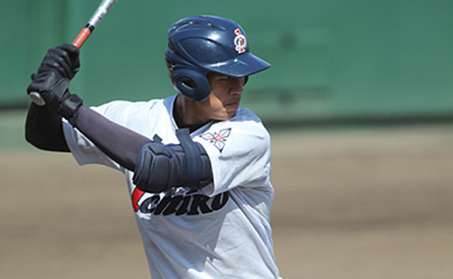 【悲報】元プロ野球選手さん、元バイト先で600円パクって逮捕