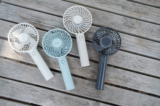 今年の夏に『ハンディファン(携帯扇風機)』使ってる人、マジでやばいぞ・・・