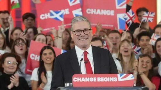 イギリス総選挙で労働党が勝利を収め、14年ぶりに政権交代へ！→ネット「羨ましい」「岸田も続け！」