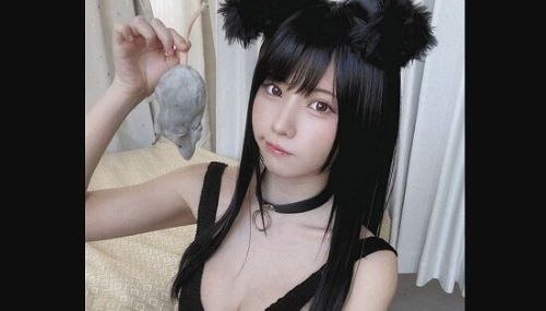 超人気コスプレイヤー・えなこさん、驚愕の年収を暴露ｗｗｗｗｗ