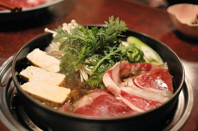 海原雄山「すき焼きは甘ったるくて鈍重な味。生卵を絡めると肉の風味が消える」←これ