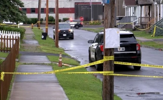 【NY州】警官にレプリカ銃向けた13歳少年が射殺される
