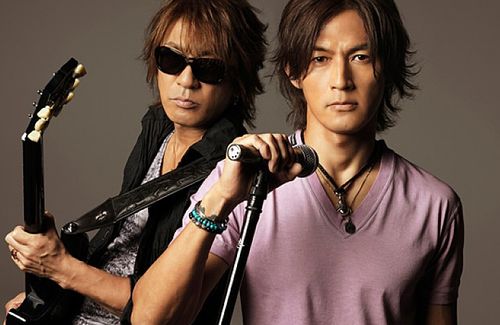 【衝撃画像】B'zの稲葉浩志さん(59歳）、来年で還暦だと言うのに信じられない姿でTV出演して全視聴者騒然！　「なにこの色気」