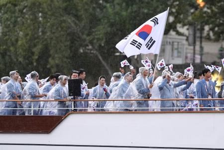 パリオリンピック、開会式で韓国を北朝鮮として紹介してしまうｗｗｗｗｗｗｗ