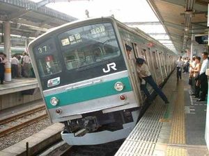 サラリーマンの一番のストレスが朝の満員電車って本当なの？
