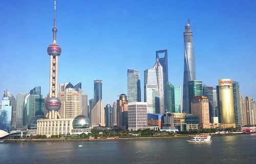 年末に中国旅行を計画していた人、ガイド本を買いに書店へ　→　ガチで衝撃的な事態になっててショック…マジかよこれ