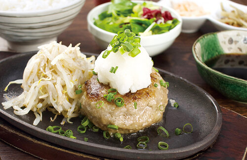 「飲めるハンバーグ御膳」で話題の人気飲食店で食中毒発生！男女5人が入院中、O157検出