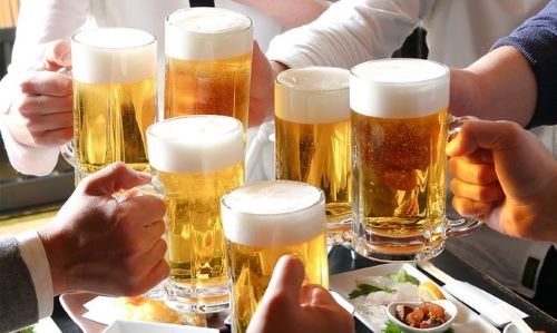 女子高生「子供には『リスカやめろ』『薬やめろ』って言うくせに、大人は酒やめないの？笑」→若者たち「酒が許されるなら自分たちもオーバードーズとかやめないよ？」