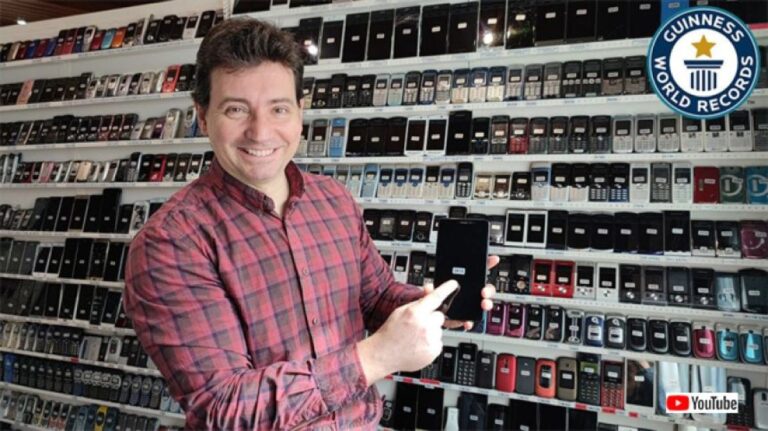 3,615台の携帯電話コレクションでギネス世界記録を達成したスペインの男性
