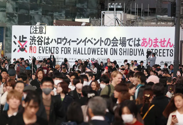 「ハロウィンに渋谷・新宿に来るな！」外国人観光客へ両区長が訴え「ゴミを残していくことは教養のある、理性のある人間が行うことではない」