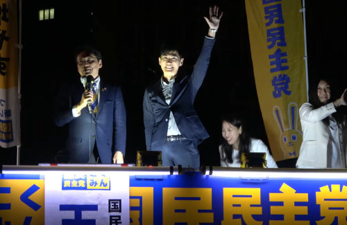 【えぇ…】国民民主党の街頭演説にまさかの石丸伸二氏が登場 → 支持者ブチギレ → 玉木代表「知らなかった。来たら上がってた」