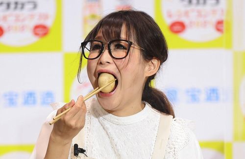 ギャル曽根のwikiを見ると漫画みたいな設定だらけだと話題に！「母譲りの大食いという血統」「行方不明の父親」