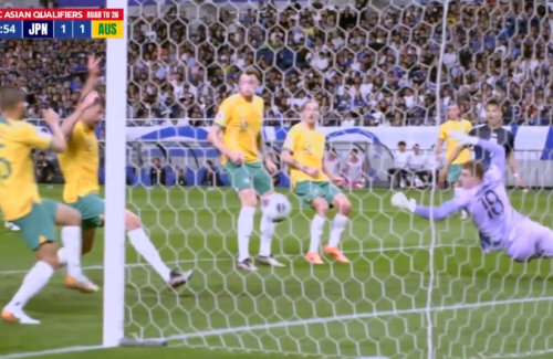 【サッカーAFCアジアカップ】日本vsオーストラリア、お互い綺麗なオウンゴールを決めて引き分けてしまうｗｗｗｗ