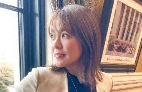 【悲報】今井絵理子氏、衆議院解散日にちょっとカッコつけたポーズの写真投稿 → 炎上