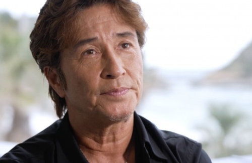 ウソの登記をした疑いで逮捕された羽賀研二、処分保留で暴力団組長らとともに釈放