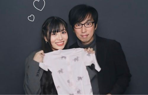 【物議】妻（23）夫（50）年の差夫婦ユーチューバーが妊娠発表→X民「父親が61歳の時の子供だけど障害持ちで生まれたし、人に父親ですって言えなかった」