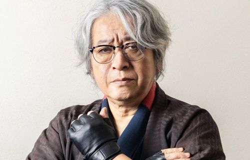 【朗報】読書家として有名な作家・京極夏彦さん「本は買うだけでいい。いいと思った本を手元に置いておくだけで人生は豊かになる」