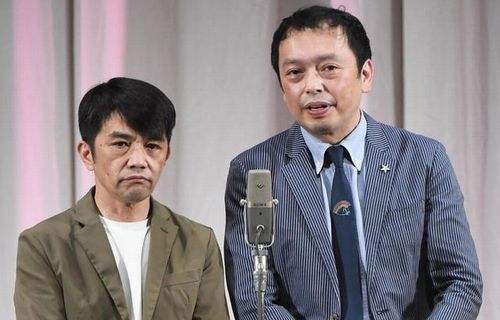 【有能】地方の成人式に登壇した芸人コンビ「中川家」、地元民に持ちネタが刺さらず焦る　→　とっさの機転で◯◯してドッカンドッカン笑いを取った話ｗｗｗｗ