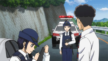 「前を走るパトカーって抜いてもいいの？」と警察官に聞いてみた結果・・・