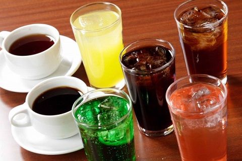 「食事の場で自分だけ飲み物を2つ頼む行為」←これの何がダメかを具体的に言語化した動画、マジで納得すぎる・・・