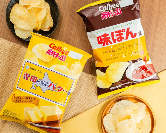 カルビー、冬限定『雪印北海道バター』と『味ぽん』のコラボポテトチップスを11月25日に発売！絶対うまいやつだこれ！！