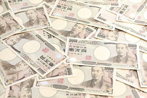 【世論調査】あなたは政府の『低所得世帯3万円支給』を評価しますか？→結果・・・